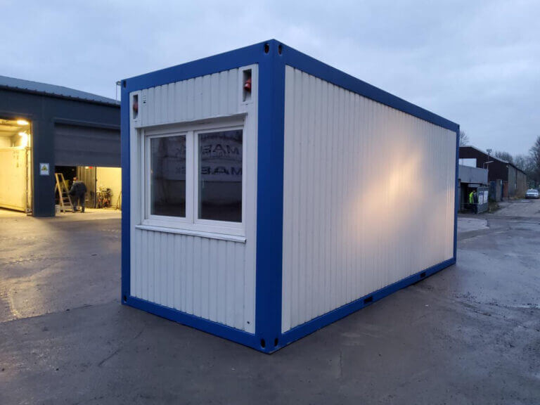 20-Fuß-Baustellenbürocontainer mit eigener Toilette – Bild 3